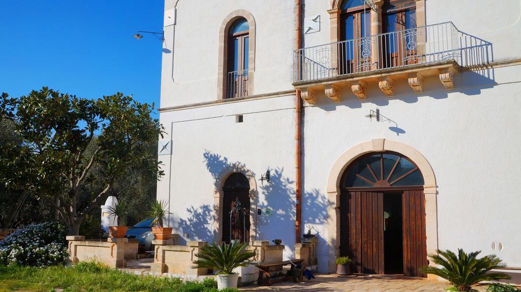 Antica Masseria Carparelli Guest House Ostuni Exterior foto